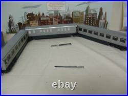 ACE2000 O Gauge Silver Jubilee passenger set NIB