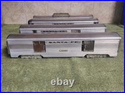 AMERICAN MODEL TOYS (AMT) 0 GAUGE Set Of 4 SANTA FE Streamliner PASSENGER CARS