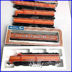 American Flyer Southern Pacific Passenger Set 8150 ABA with 4 cars NIB