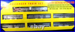 Athearn HO Scale Diesel #39 & Car Passenger Train Set SP Santa Fe Daylight 78988