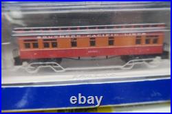 Athearn N Scale Southern Pacific 50' Overland Passenger 4 Car Set + Add On Car