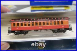Athearn N Scale Southern Pacific 50' Overland Passenger 4 Car Set + Add On Car Athearn N Scale Southern Pacific 50' Overland Passenger 4 Car Set + Add On Car