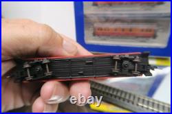 Athearn N Scale Southern Pacific 50' Overland Passenger 4 Car Set + Add On Car