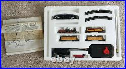Bachman N Scale Train Set, The American with Tender and 3 Passenger Cars