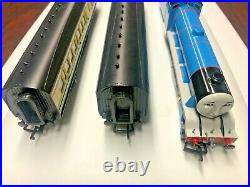 Bachmann HO Train Thomas & Friends Gordon The Big Engine w Passenger Car Set