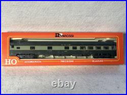 Classic Rivarossi Erie RR E-8 2 engine/6 Car Passenger (Set Pow. /Dum.) HO