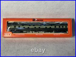 Classic Rivarossi Erie RR E-8 2 engine/6 Car Passenger (Set Pow. /Dum.) HO