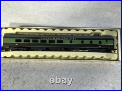 Gorgeous Rivarossi Northern Pacific RR 5-Car Passenger Set HO