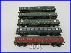 HO FLM Flicker Free LED Illuminated Passenger Car Set with Re-Painted Roofs