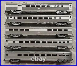 HO MTH 80-60003 Santa Fe 5 Car Passenger Set (Ribbed) ATSF Metal Wheels