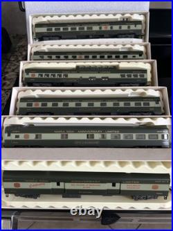 HO Rivarossi 6 Passenger Car NMRA 50th Anniversary Boxed with NOS Athearn Alcos