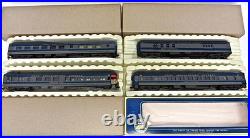 HO Rivarossi NMRA Pacific 4-6-2 Steam Locomotive Set with 4 Passenger Car New OS