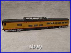 HO Rivarossi R6995 Passenger Car Set A Union Pacific Yellow