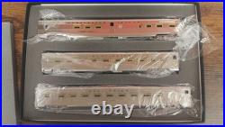 HO Scale Hallmark General Pershing Zephyr 3 Car Burlington Zephyr passenger set