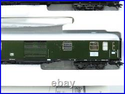 HO Scale Marklin 42758 DB German Federal Railway 3-Car Express Passenger Set