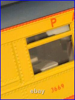 HO Scale Rivarossi 6890 UP Union Pacific 4-Car Yellow 1920s Passenger Car Set A