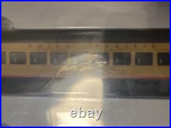 HO Scale Rivarossi R6997 UP Union Pacific 4-Car Excursion Passenger Set A (READ)