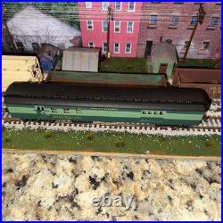 HO Scale set of 5 Rivarossi Southern Passenger Cars