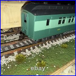 HO Scale set of 5 Rivarossi Southern Passenger Cars