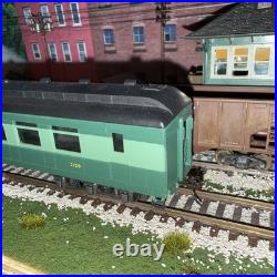 HO Scale set of 5 Rivarossi Southern Passenger Cars