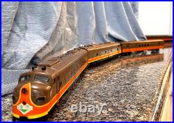 Ho Illinois Central Passenger Set Ho Illinois Central Passenger Set