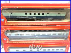 IHC HO 8 Car Passenger Set Sante Fe NIB Diner sleeper roomette vista dome baggag