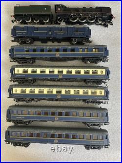Jouef HO Scale Passenger Car Set (6) and Locomotive 4-6-2 Cars