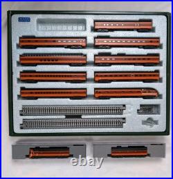 KATO N Milwaukee Road Olympian Complete 9 Car Set with 2 Locomotives FP7A & F7B