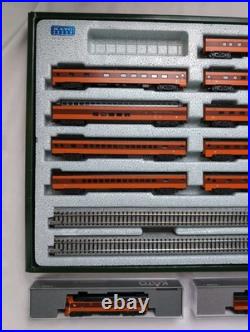 KATO N Milwaukee Road Olympian Complete 9 Car Set with 2 Locomotives FP7A & F7B