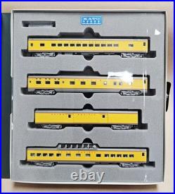 Kato 106-024 N Scale Union Pacific Smooth-Side 4-Car Passenger Set