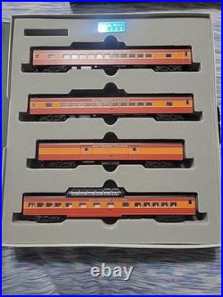 Kato Southern Pacific Daylight Smooth Side Passenger Car 4 Car Set N Scale