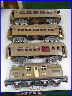 Lionel 402 E Set With 3 Passenger Cars