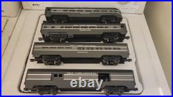 Lionel 4- Car Set Aluminum Streamliner NYC No Boxes Lionel 4- Car Set Aluminum Streamliner NYC No Boxes