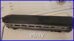 Lionel 4- Car Set Aluminum Streamliner NYC No Boxes Lionel 4- Car Set Aluminum Streamliner NYC No Boxes