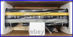 Lionel 6-19087 CHESAPEAKE OHIO C&O 18'' Heavyweight Passenger 4 Car Set NEW