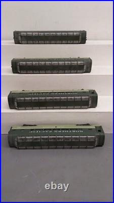 Lionel 6-19166 O Northern Pacific Aluminum Full Vista Dome 4-Car Passenger Set