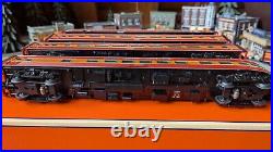 Lionel 6-35445 Southern Pacific Shasta Daylight 4 Car 18 Passenger Set LN Lionel 6-35445 Southern Pacific Shasta Daylight 4 Car 18 Passenger Set LN