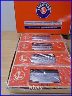 Lionel 6-39119 Southern FOUR Streamline Lighted Aluminum Passenger Set MIB