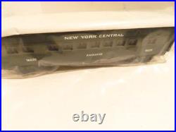 Lionel- Five Car Nyc 027 Passenger Set- 16017-16021 New S21