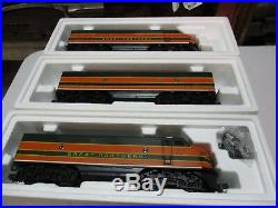 Lionel Great Northern Passenger set with extra B and two extra passenger cars