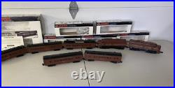 Lionel O Scale 16000 Pennsylvania Passenger 5 Car Set & 8901 & 8902 Engine Set