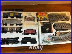 Lionel Pennsylvania Passenger Cars Tracks Transformer Set Great Condition