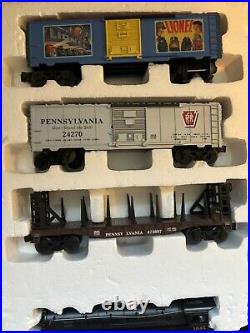 Lionel Pennsylvania Passenger Cars Tracks Transformer Set Great Condition