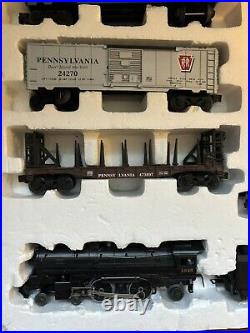 Lionel Pennsylvania Passenger Cars Tracks Transformer Set Great Condition