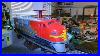 Lionel_Santa_Fe_Red_Stripe_And_Congressional_Passenger_Car_Sets_01_ro