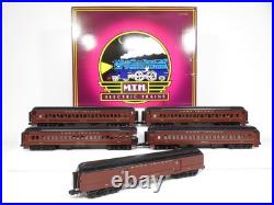 MTH 20-40003 Long Island 70' Madison 5-Car Passenger Set LN