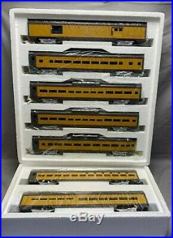MTH 20-6510 Union Pacific 5-Car Passenger Car Set & MT-6510 2 Car Set