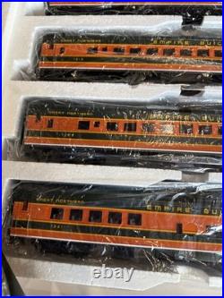 MTH 20-6551 Great Northern 5 Car 70' ABS Passenger Set- Smooth Rare