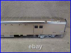 MTH 20-69152 Santa Fe 2-Car 70' Streamlined Baggage / Sleeper Passenger Set