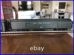 MTH 5 Car Madison Passenger Set, New York Central, Pullman Green, Detailed Inter